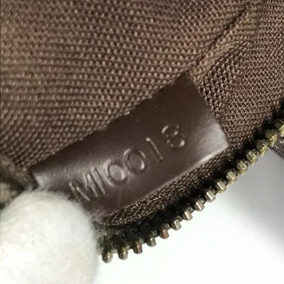 LOUIS VUITTON N41442 Damier Olaf PM Pochette Bag Crossbody Shoulder Bag